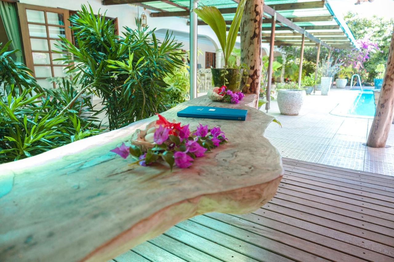 Villa De Cerf Cerf Island Exterior photo
