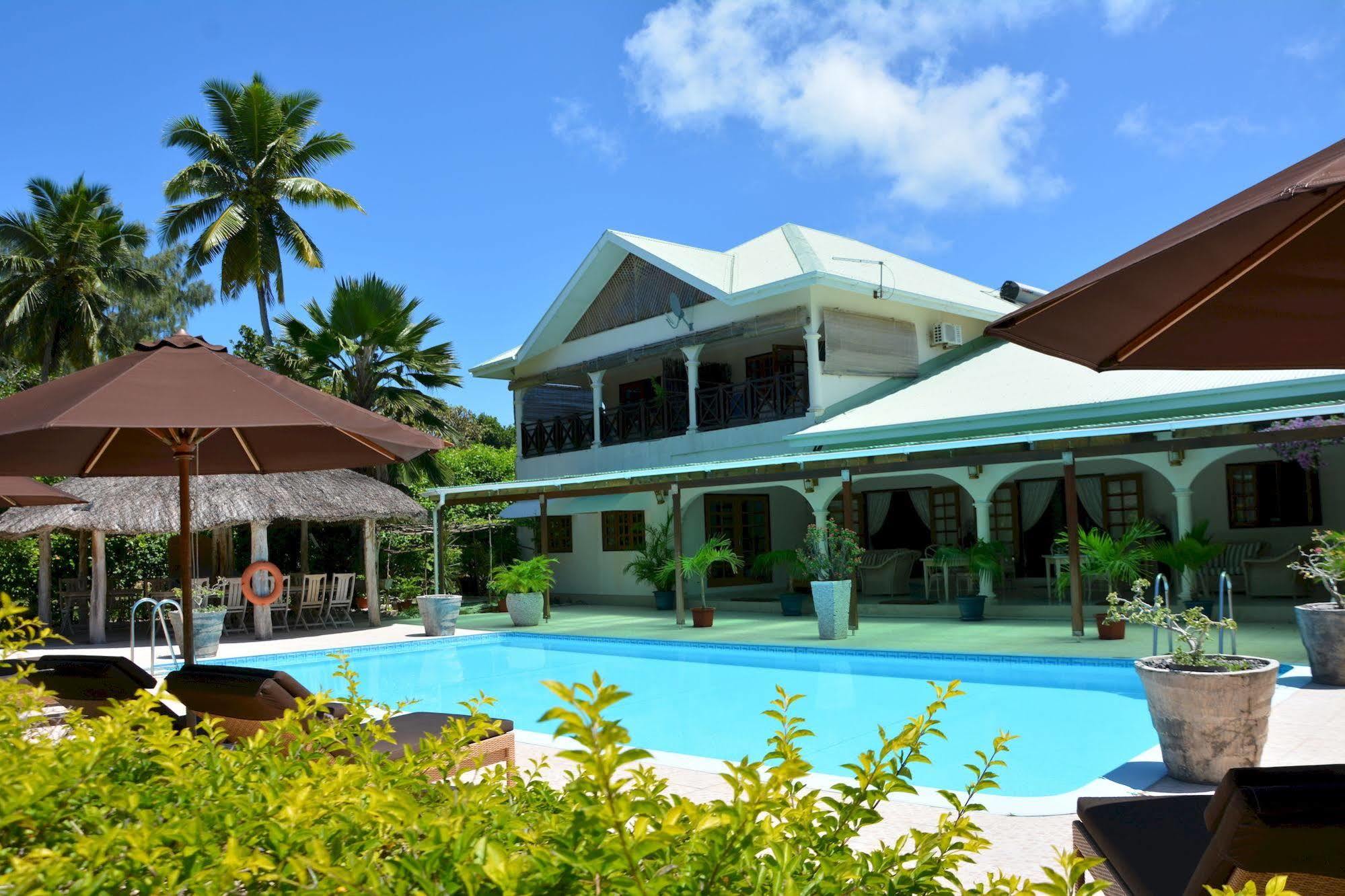 Villa De Cerf Cerf Island Exterior photo